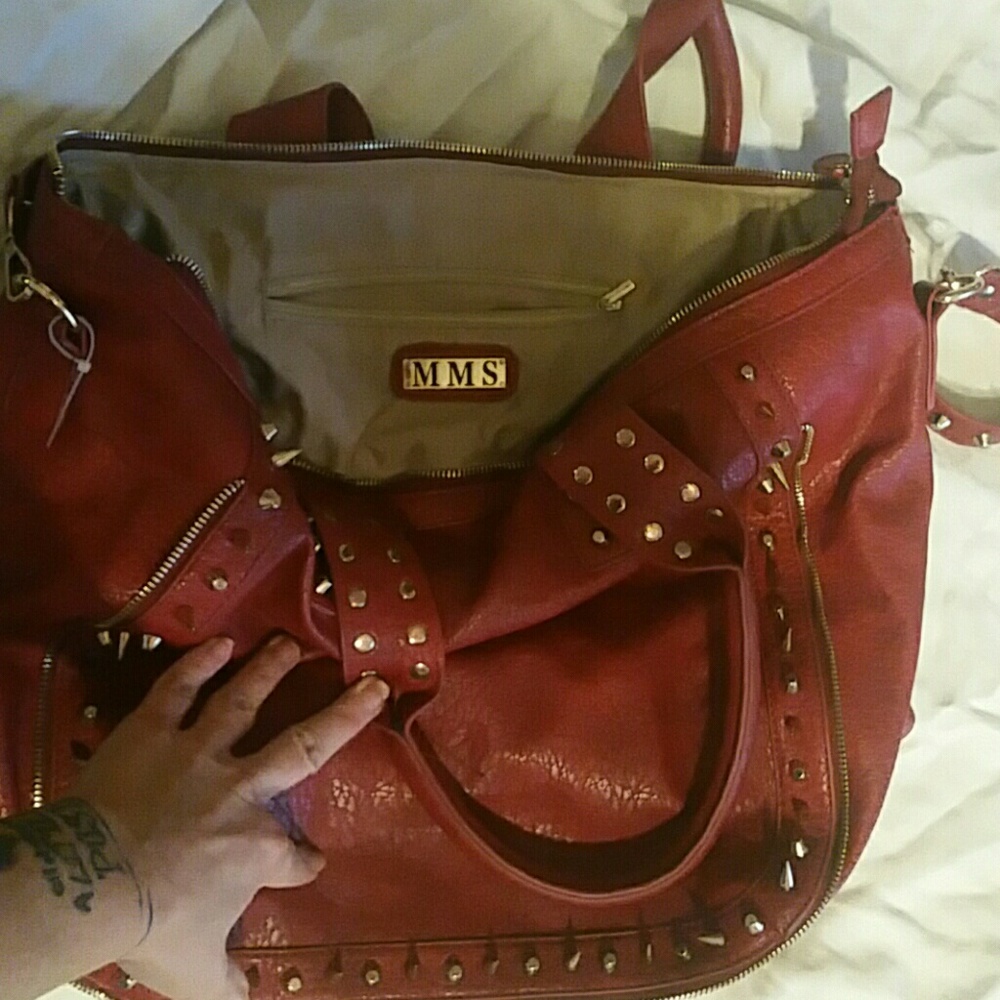 Hand bag